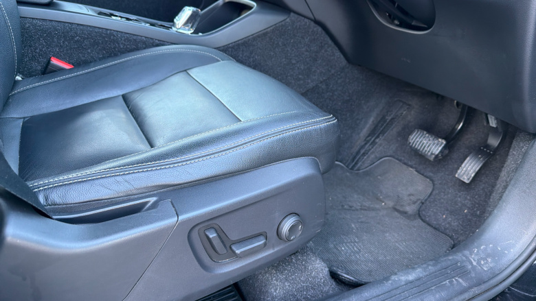 Volvo Xc40 2.0 T4 Inscription 5dr AWD Geartronic Petrol Estate